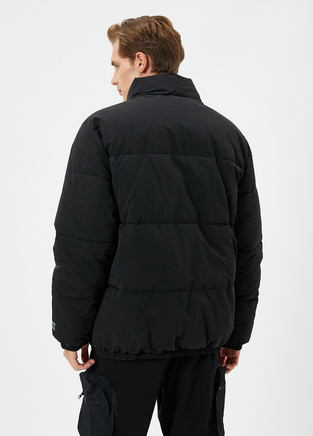 Чорна демісезонна куртка KOTON