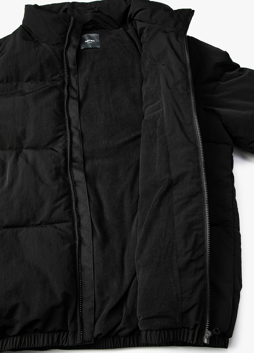 Чорна демісезонна куртка KOTON