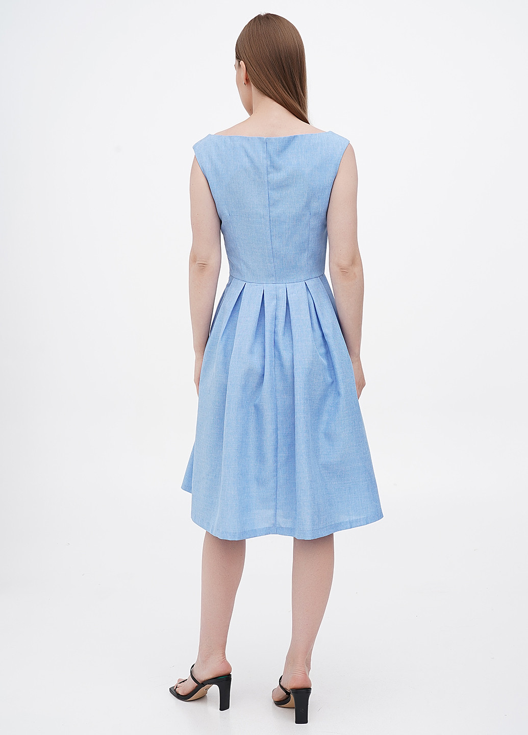Світло-блакитна кежуал сукня кльош Laura Bettini однотонна