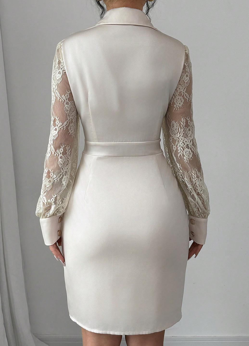 Кремовое коктейльное, кэжуал платье силуэтная, рубашка, футляр SHEIN однотонное