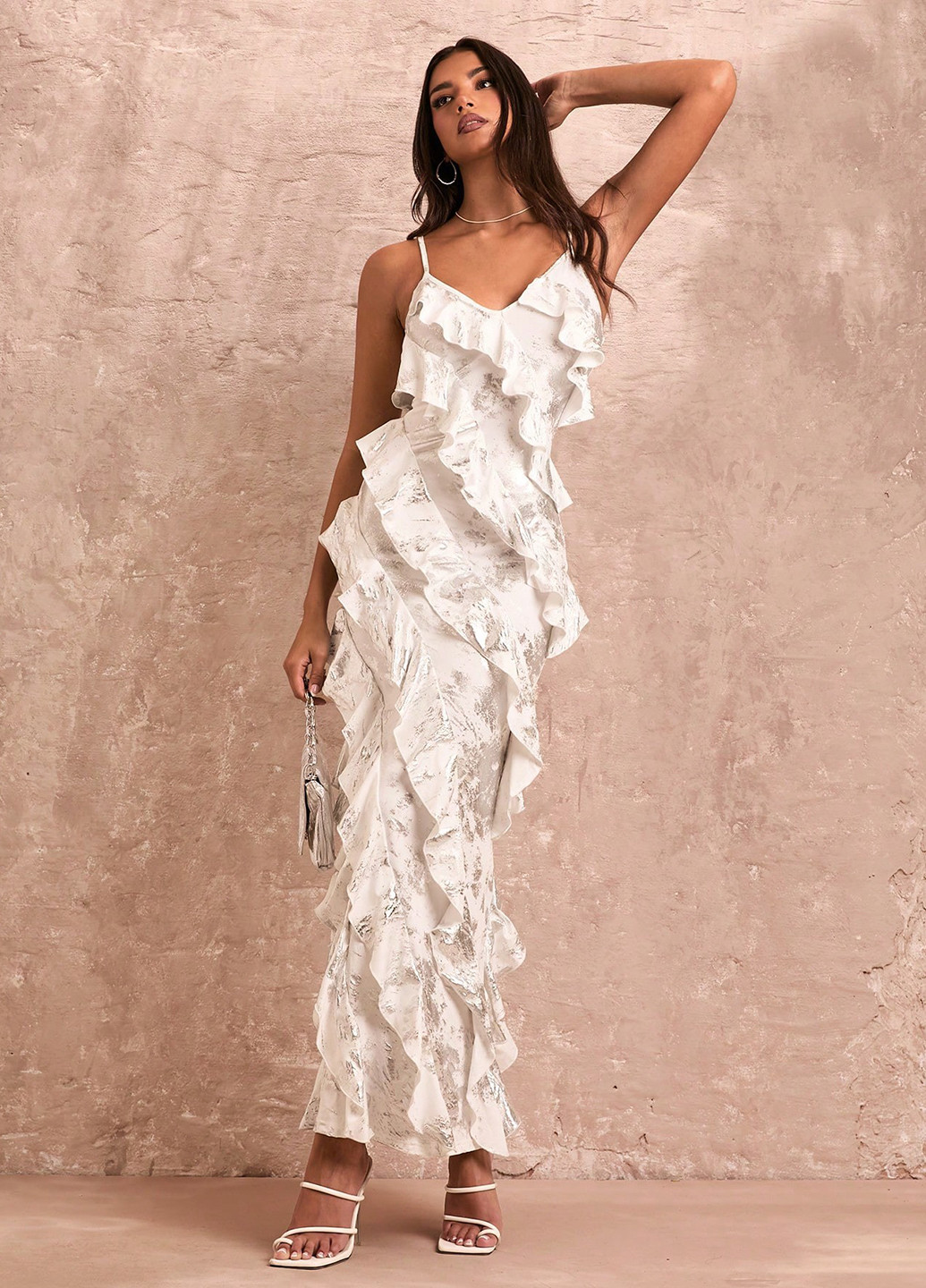 Белое кэжуал платье силуэтная, с открытой спиной SHEIN однотонное