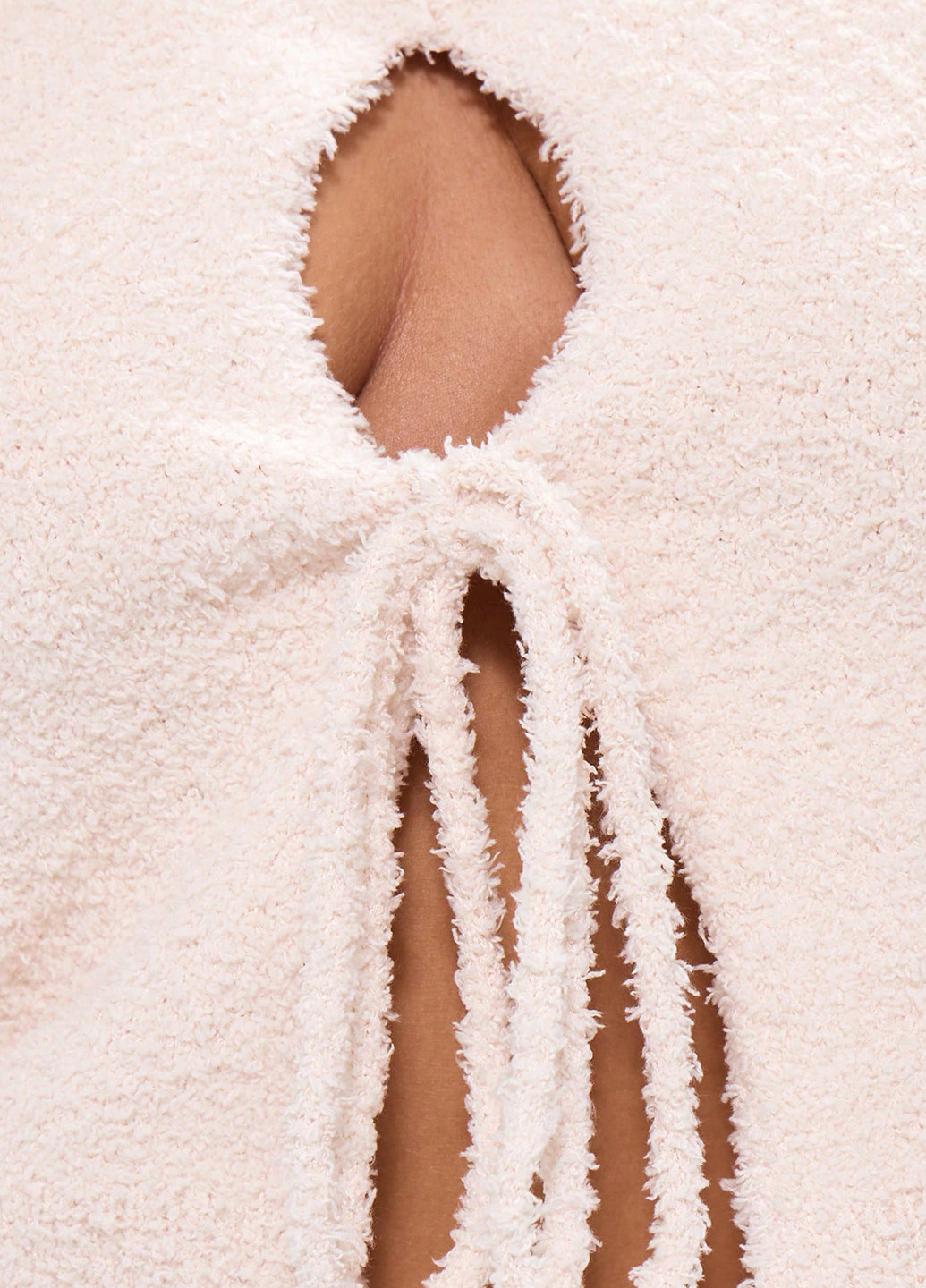 Кремовый демисезонный свитер SHEIN