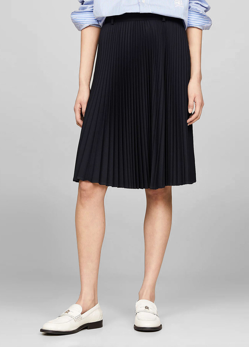 Темно-синяя кэжуал однотонная юбка Tommy Hilfiger плиссе