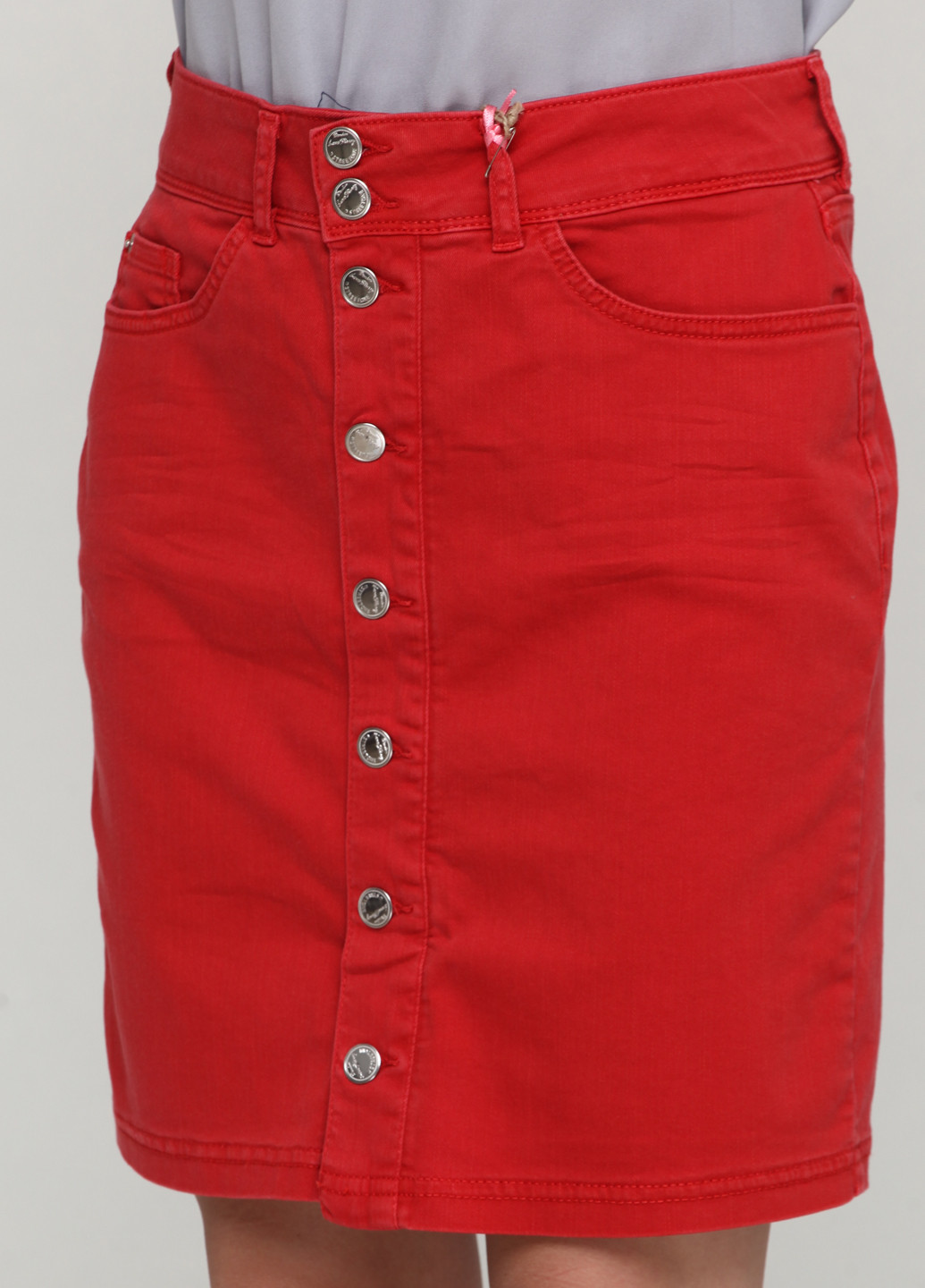 Красная джинсовая однотонная юбка Madoc