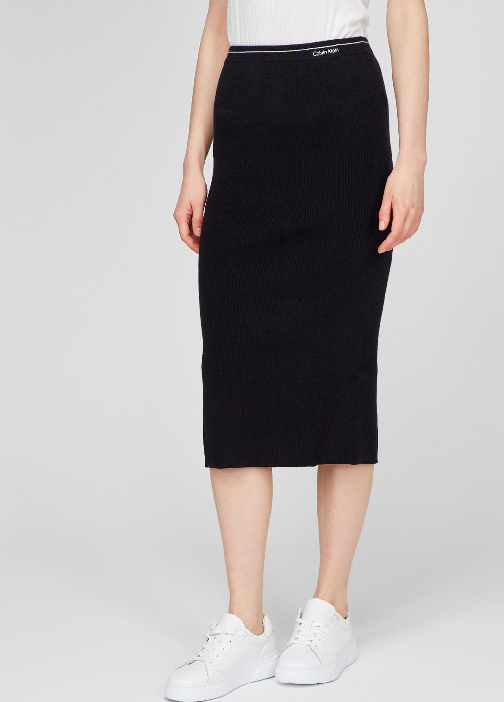 Черная офисная, кэжуал с логотипом юбка Calvin Klein карандаш