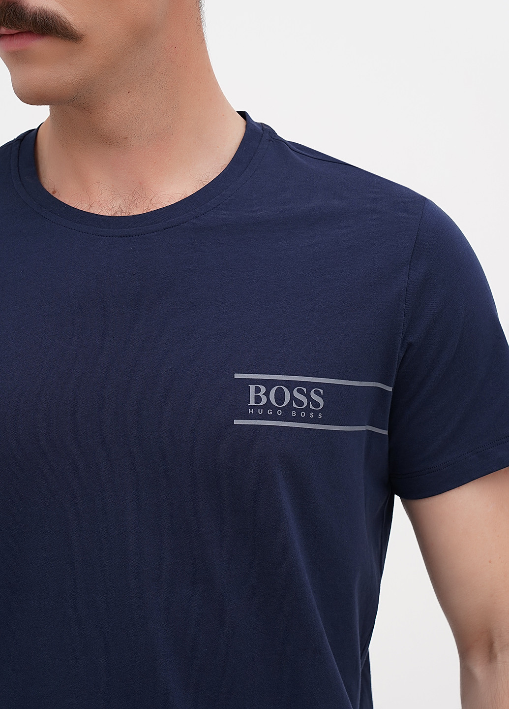 Синяя футболка Hugo Boss