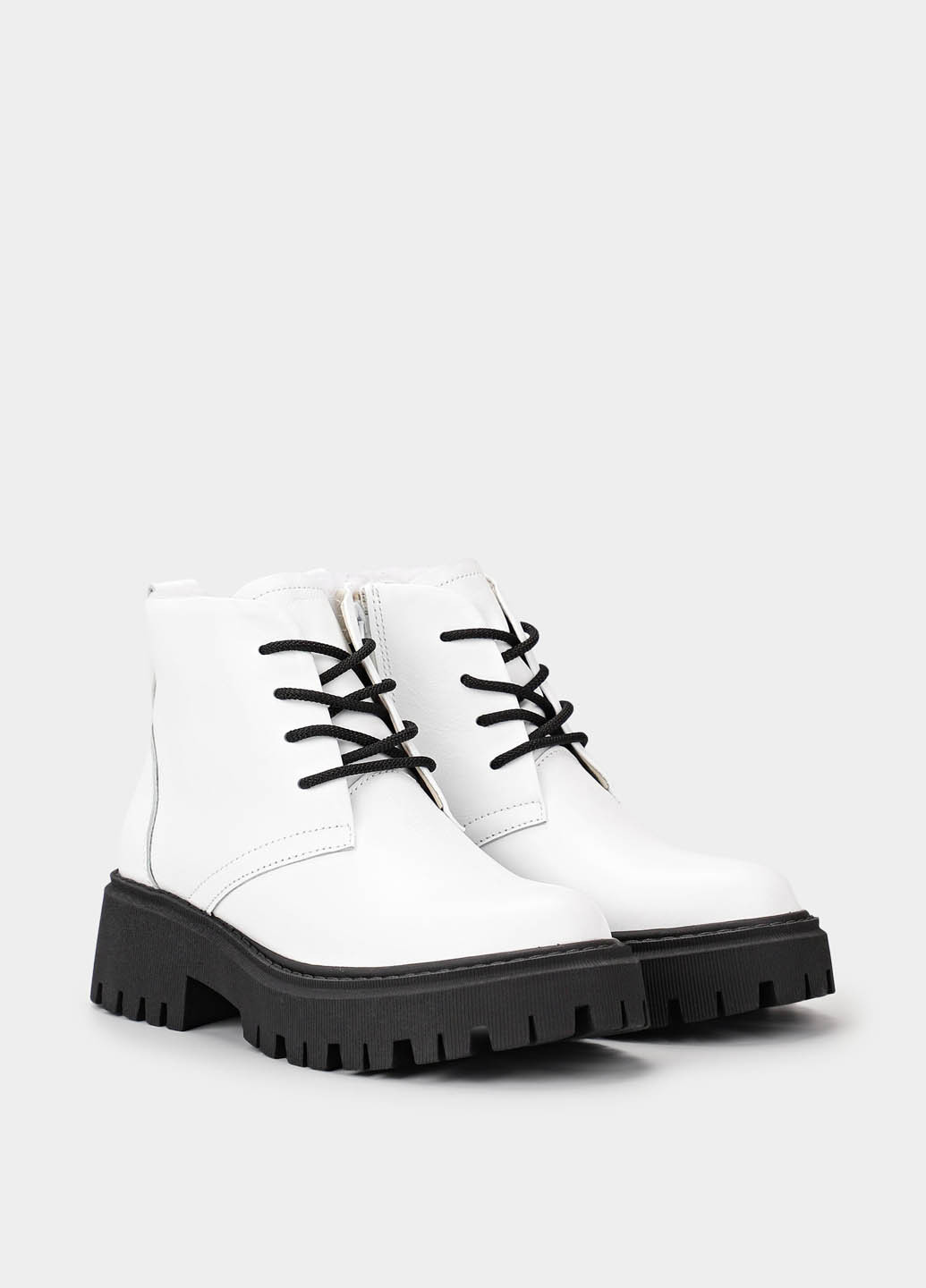 Зимние ботинки Braska со шнуровкой