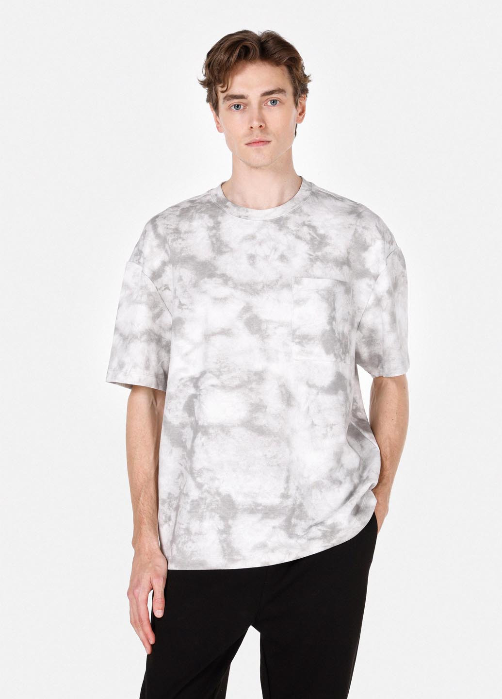 Молочная футболка Colin's