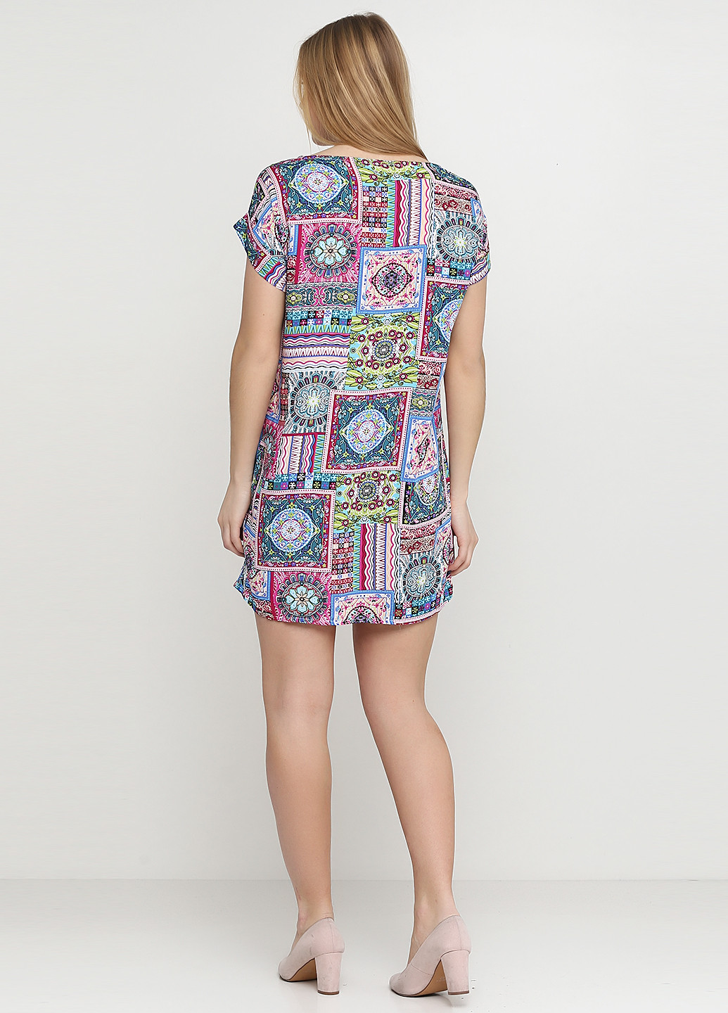 Комбинированное кэжуал платье Bon Voyage с абстрактным узором
