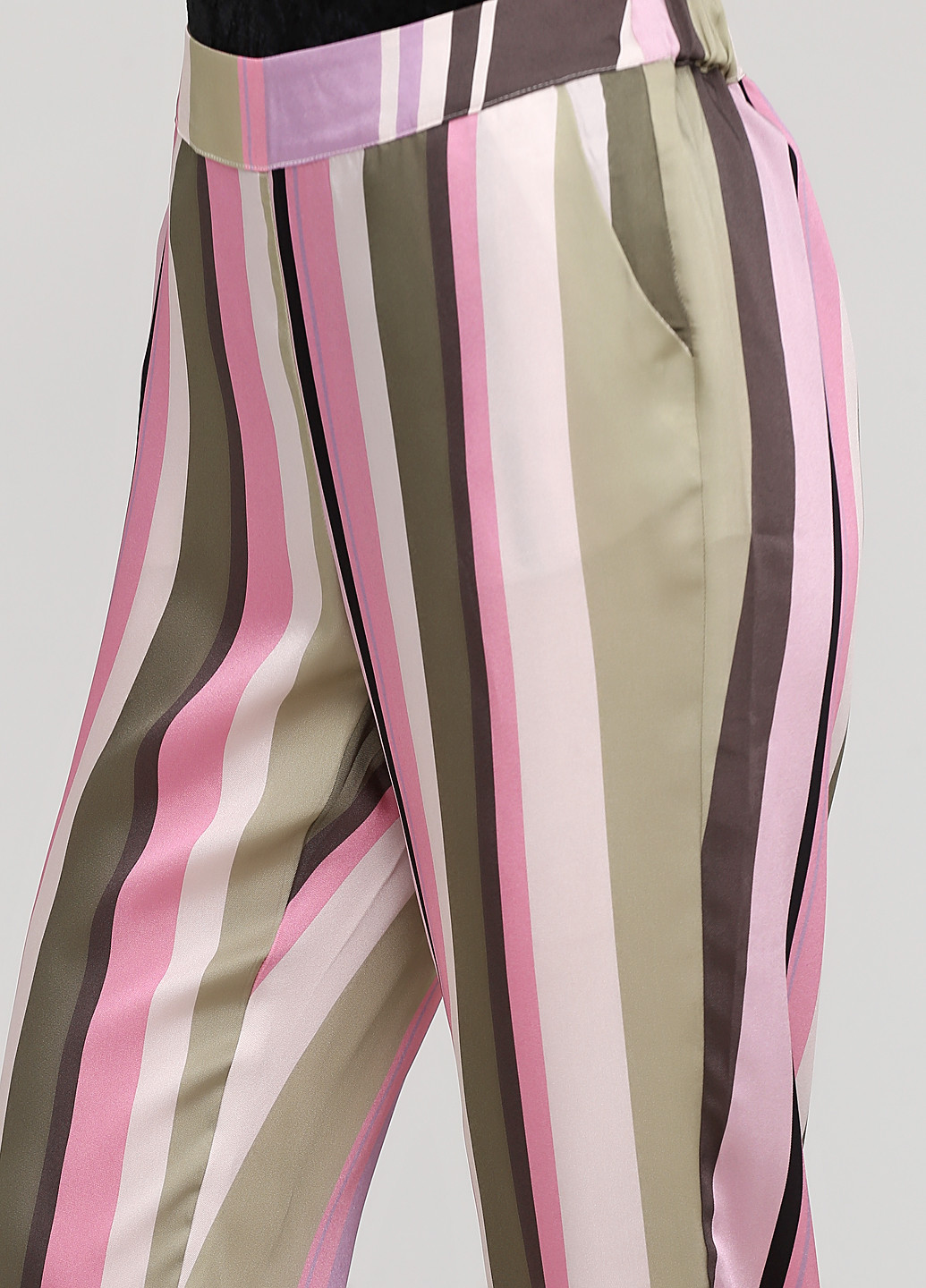 Комбинированные кэжуал демисезонные прямые брюки Heine