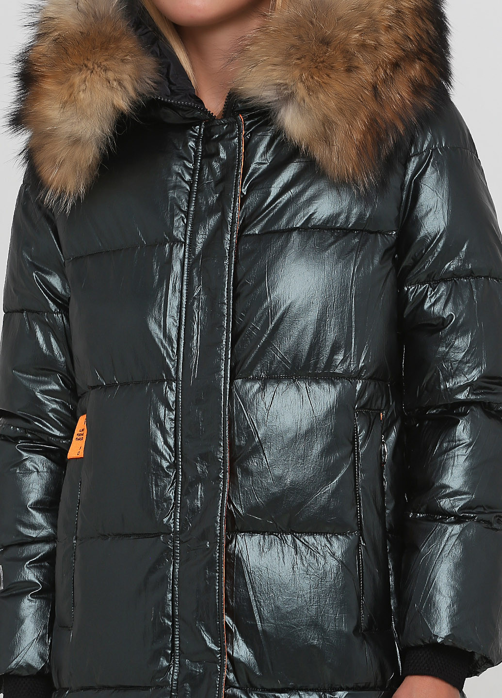 Черная зимняя куртка Olanmear