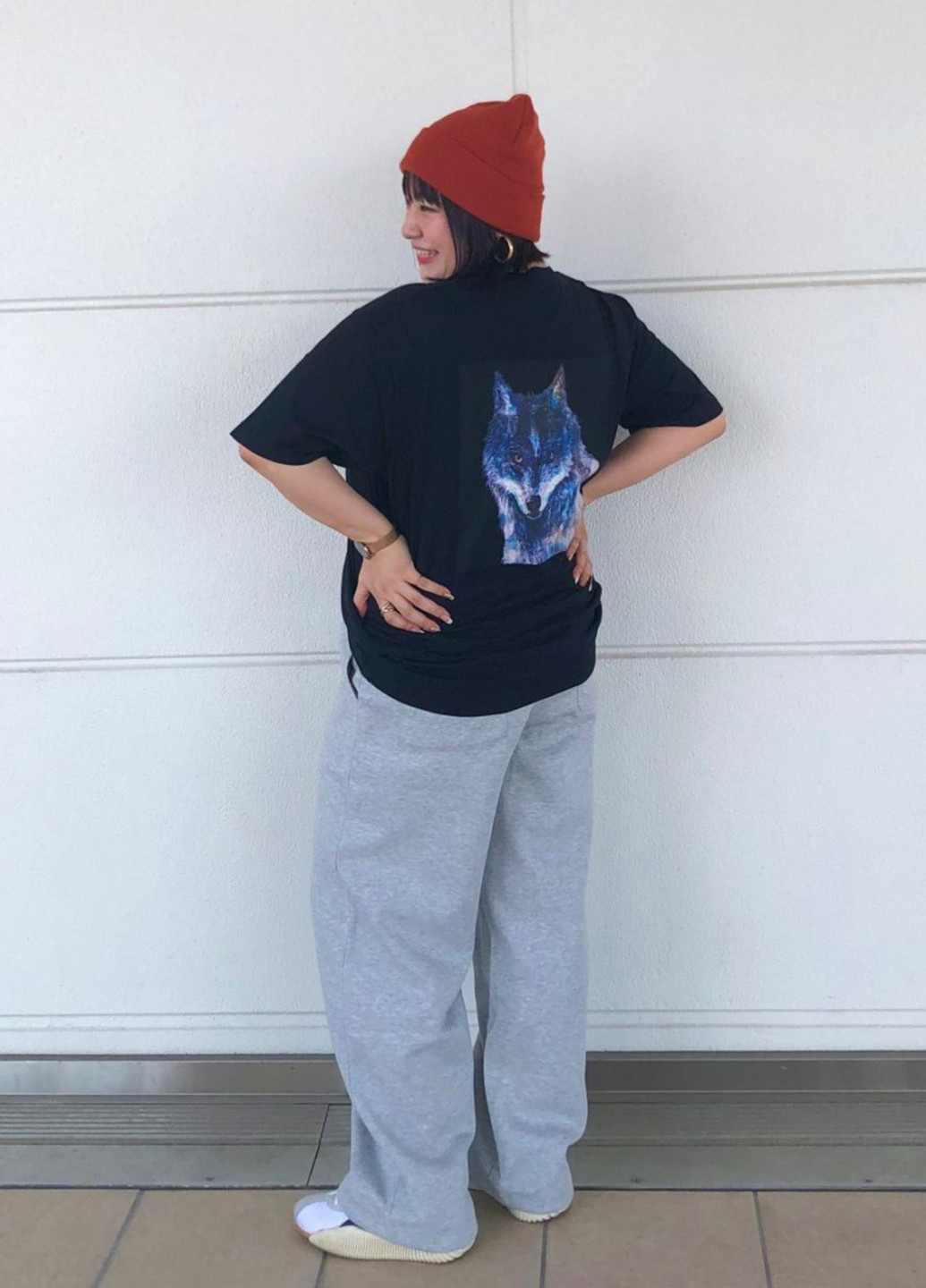 Черная футболка Uniqlo