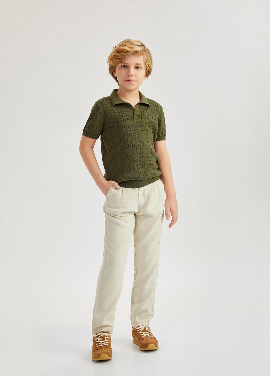 Оливковая (хаки) детская футболка-поло для мальчика KOTON однотонная