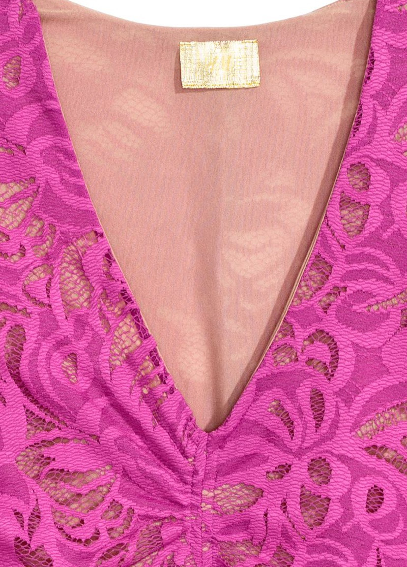 Фуксиновое (цвета Фуксия) повседневный платье кружевное H&M однотонное