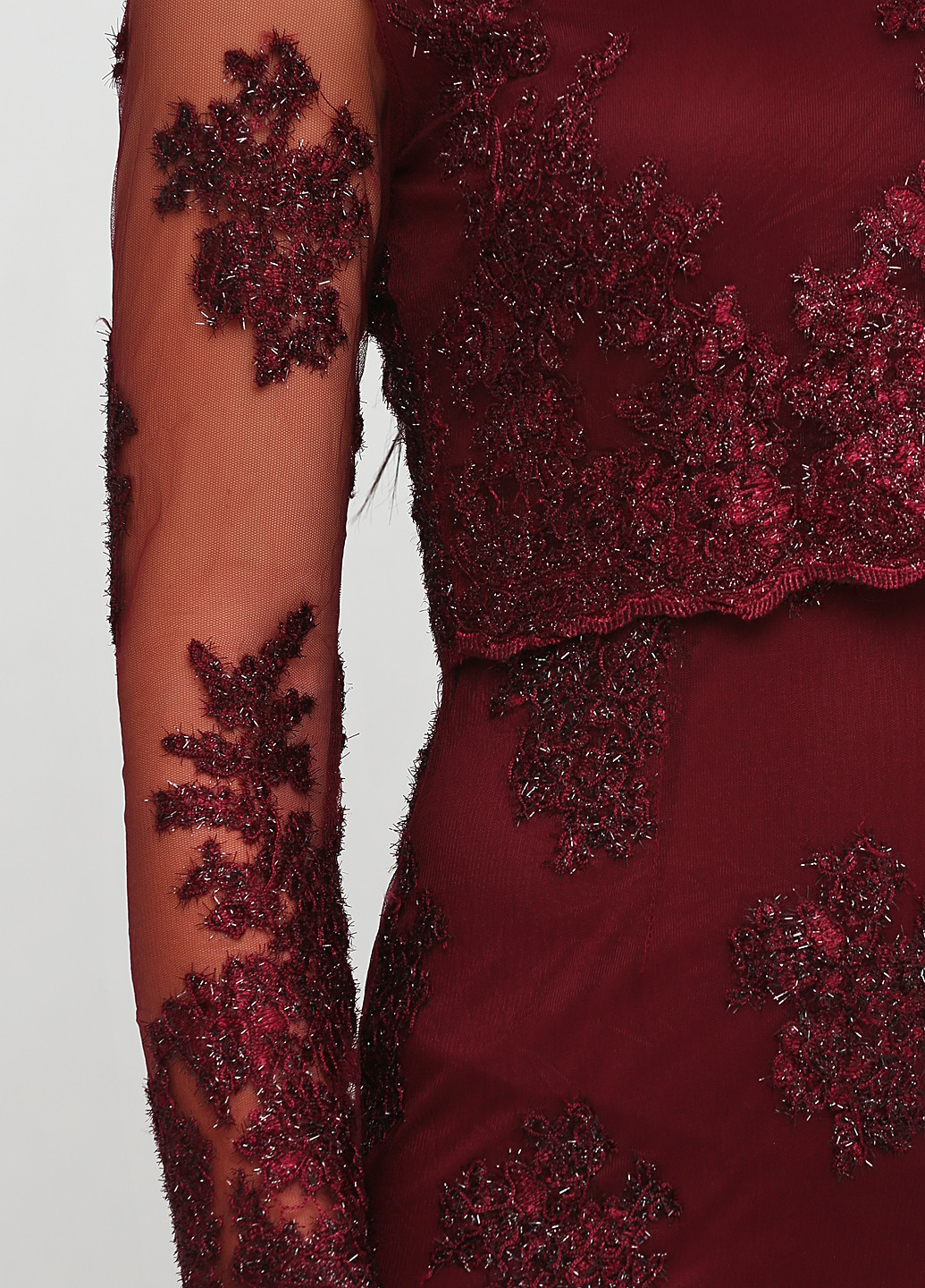 Бордовое коктейльное платье футляр Allyson Collection фактурное