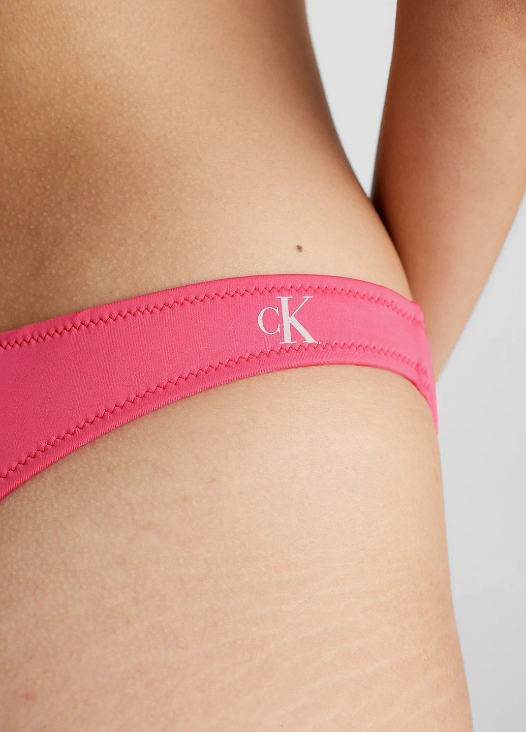 Розовые купальные трусики однотонные Calvin Klein