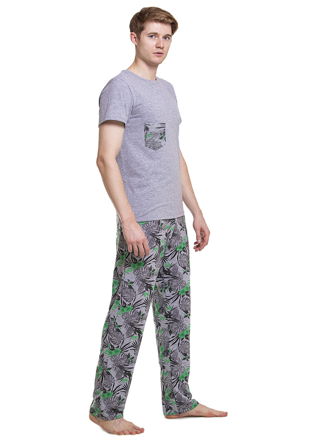 Серый демисезонный комплект (футболка, брюки) Kosta