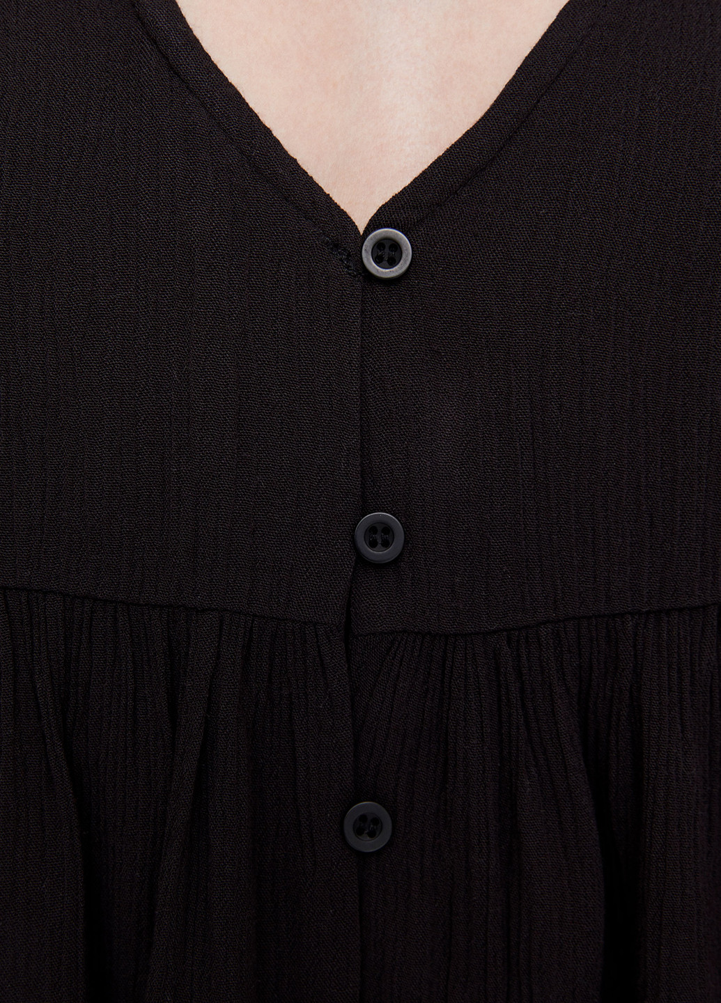 Черная летняя блуза Pull & Bear