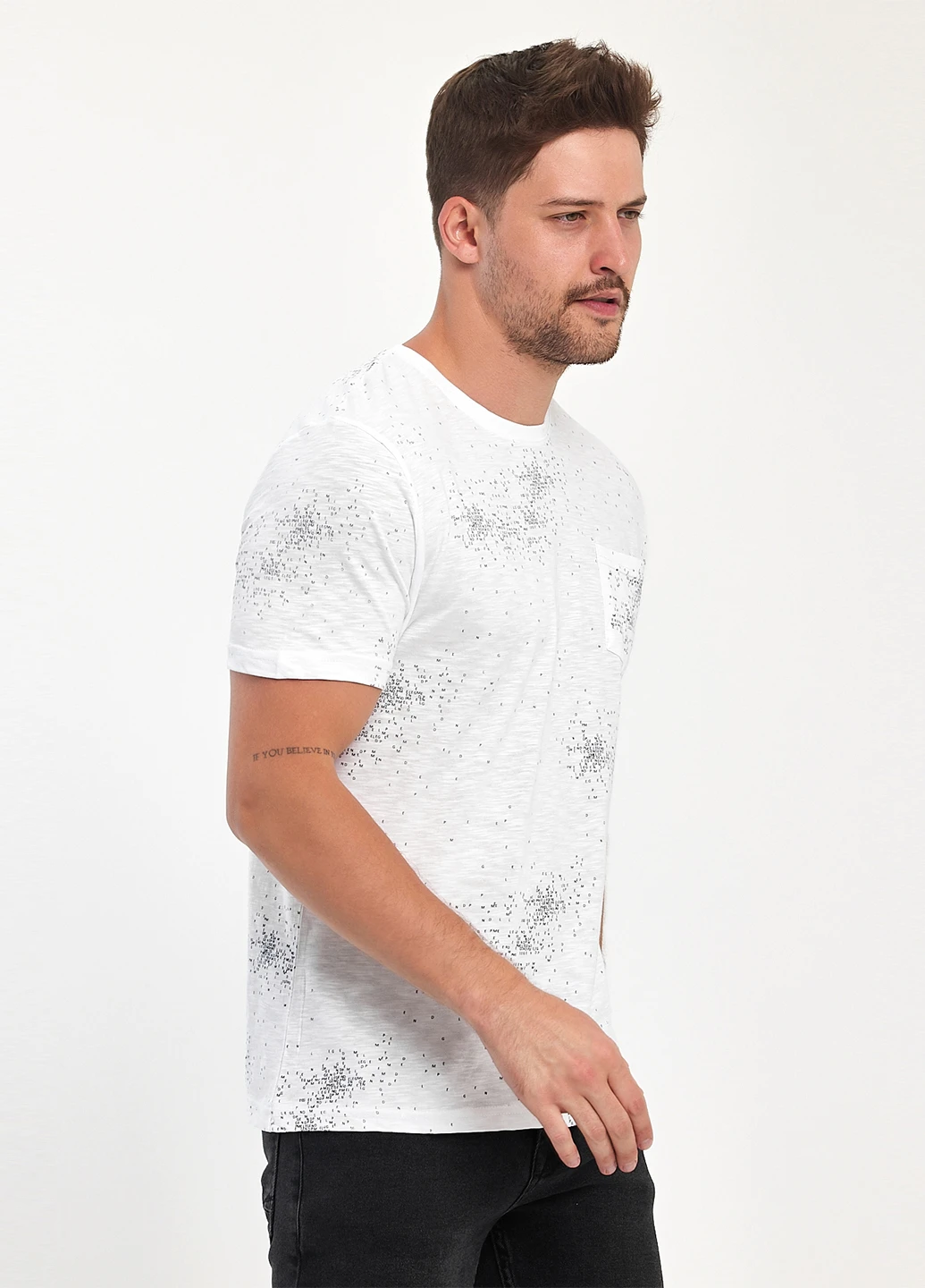 Белая футболка Trend Collection