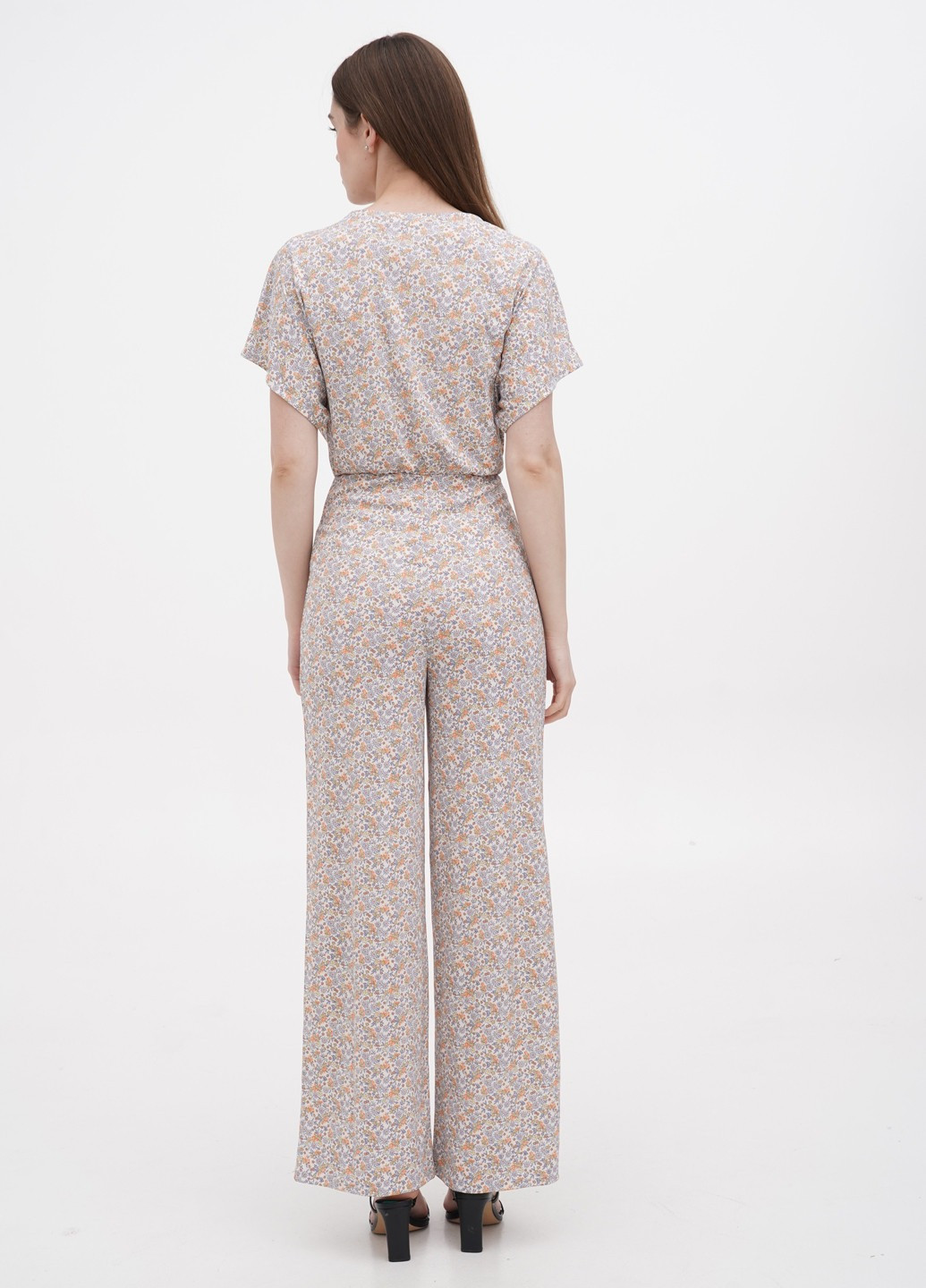 Комбінезон H&M комбінезон-брюки квітковий білий кежуал поліестер