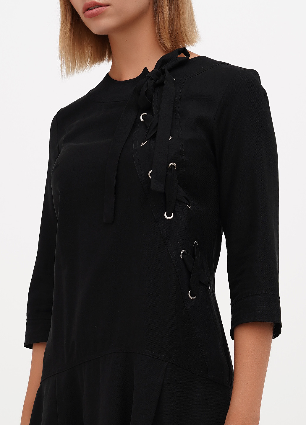 Черное кэжуал платье Sassofono Club однотонное