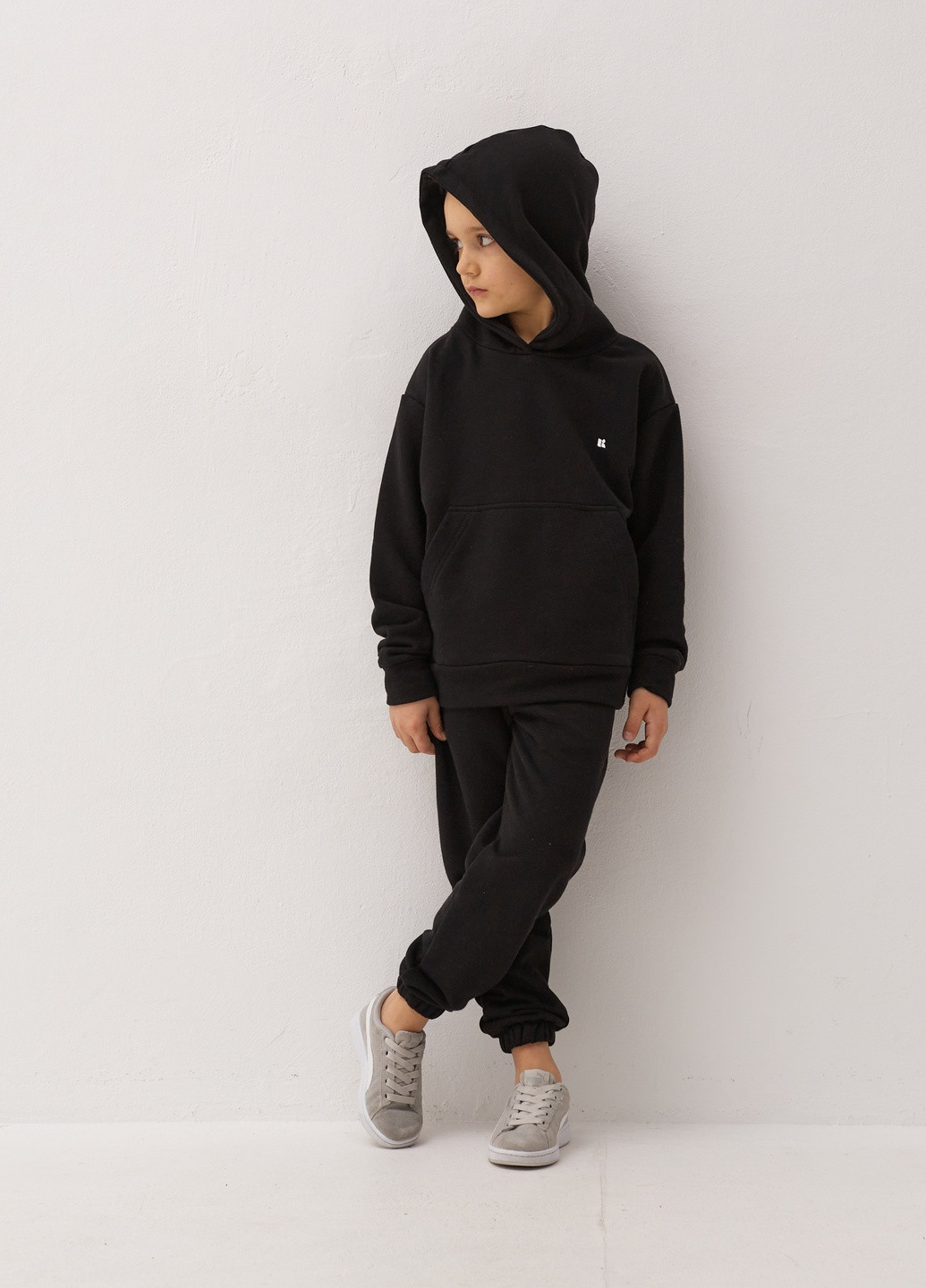 Черный демисезонный детский спортивный повседневный костюм Kindamor Original 2025