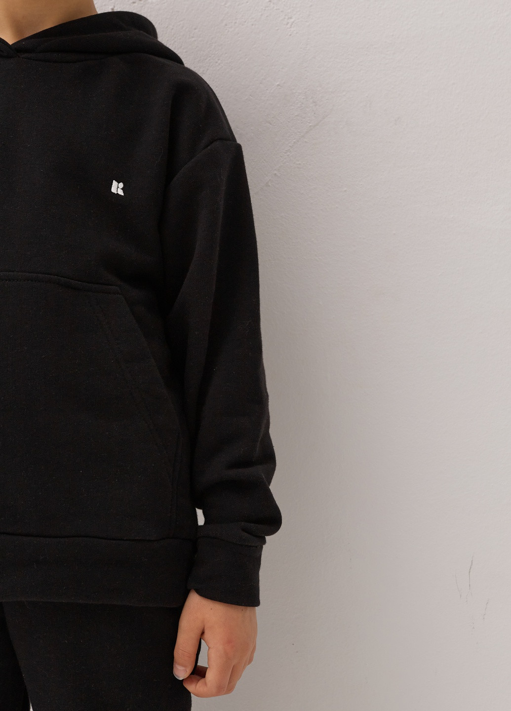 Черный демисезонный детский спортивный повседневный костюм Kindamor Original 2025