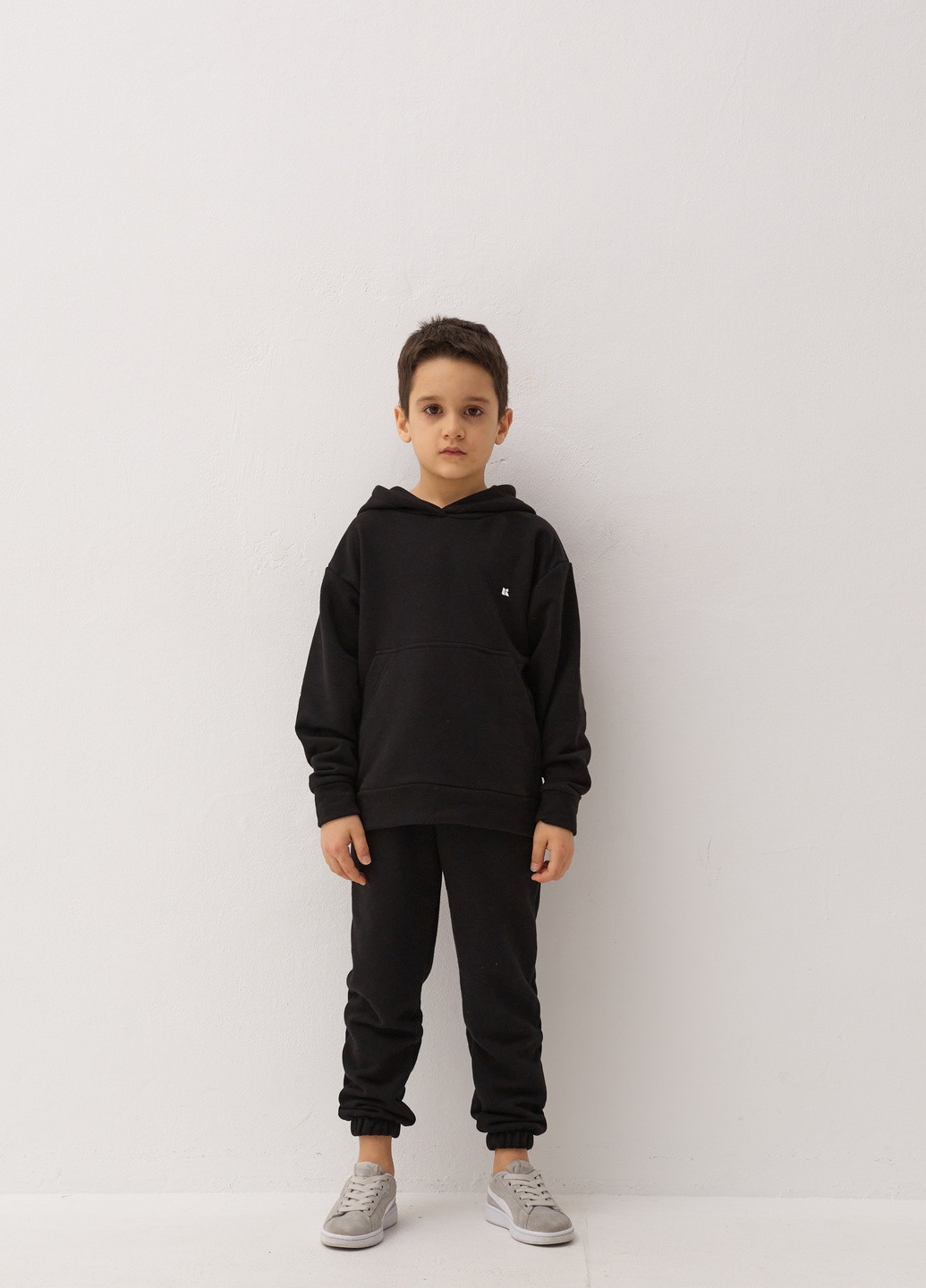 Черный демисезонный детский спортивный повседневный костюм Kindamor Original 2025