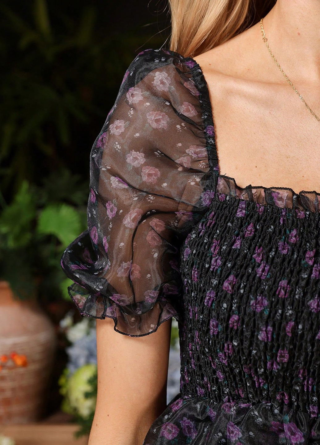 Чорна кежуал сукня бебі долл, з відкритими плечима SHEIN з квітковим принтом