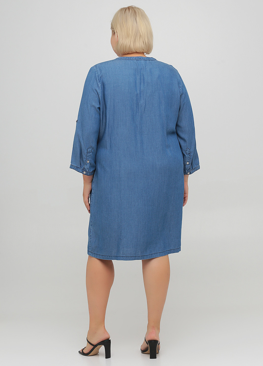 Голубое джинсовое платье оверсайз Collection L однотонное