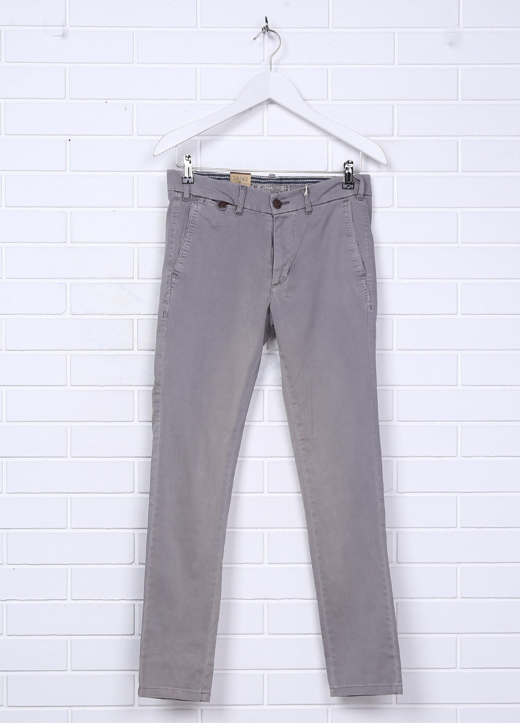 Светло-серые кэжуал демисезонные зауженные брюки Alcott