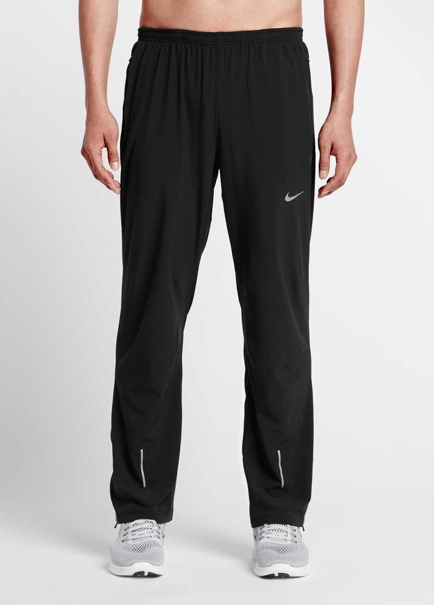 Черные спортивные летние брюки Nike