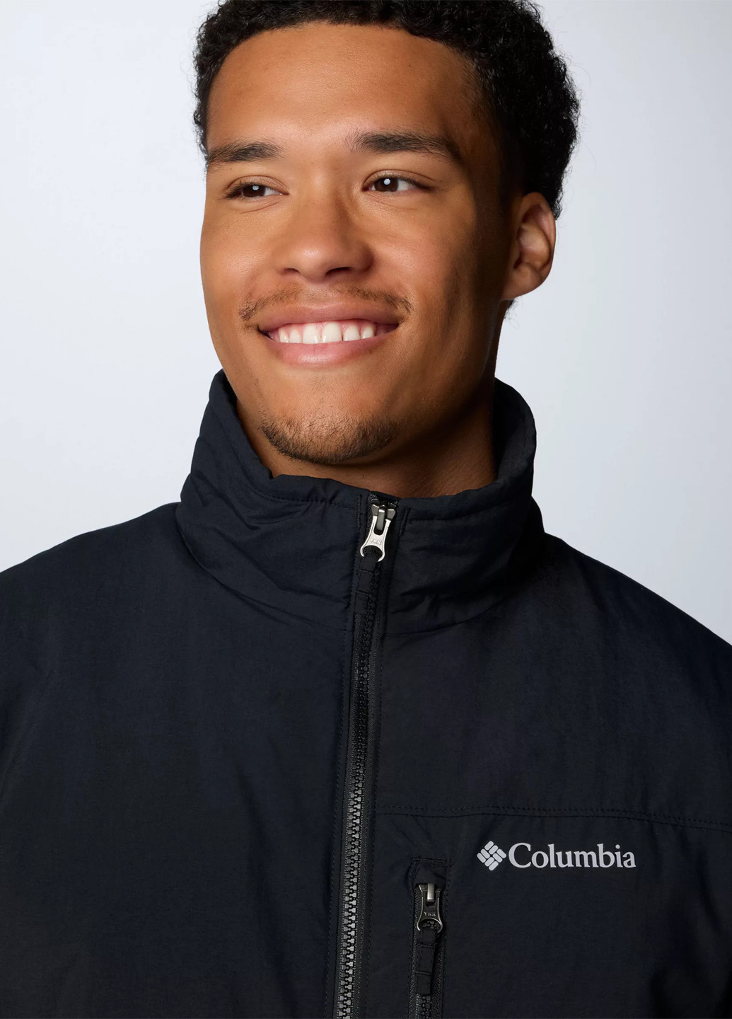 Черная демисезонная куртка Columbia