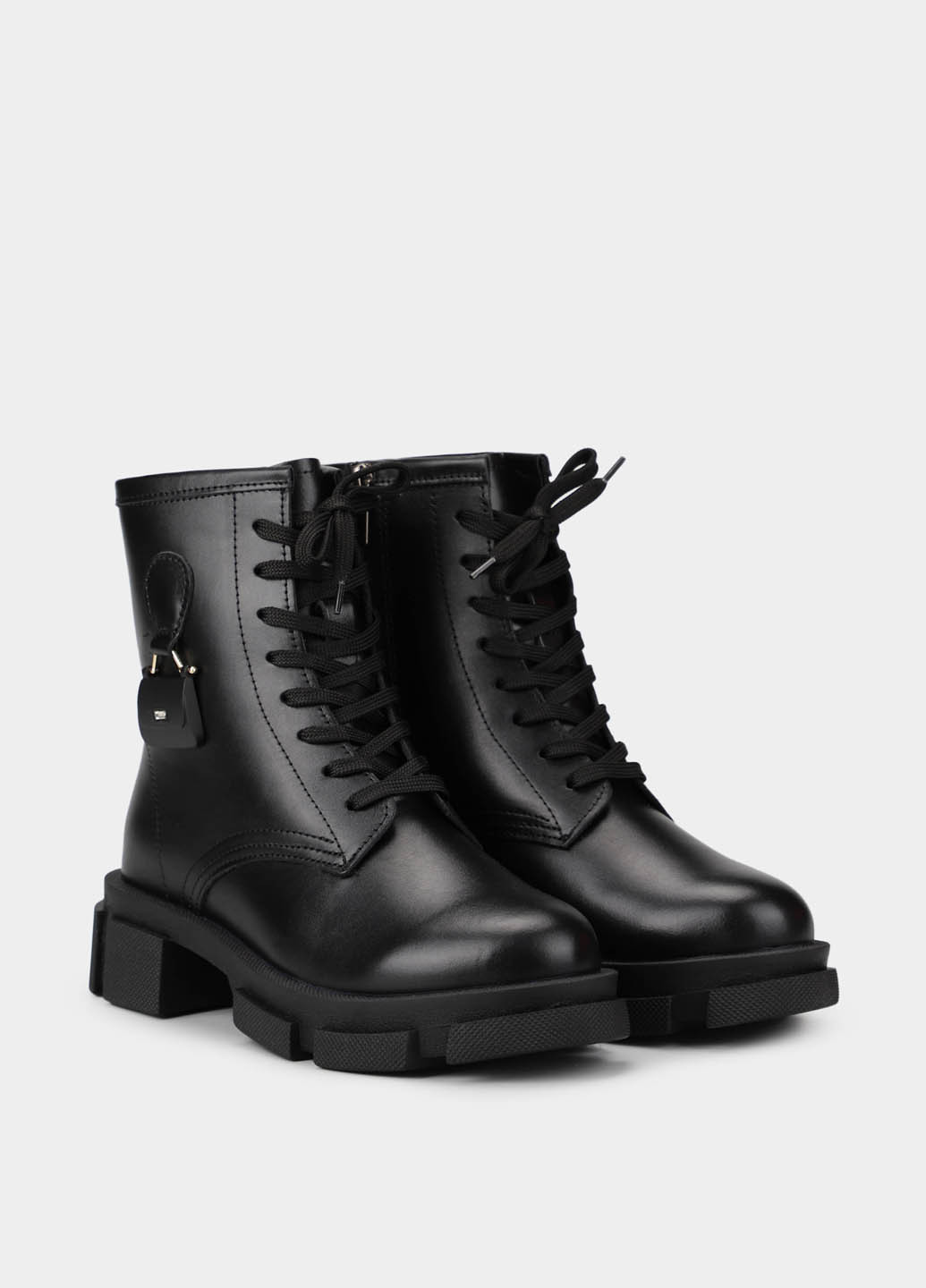 Черные кэжуал осенние ботинки Braska