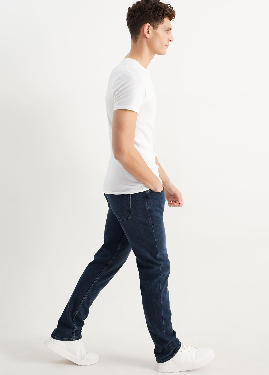 Синие демисезонные регюлар фит джинсы C&A