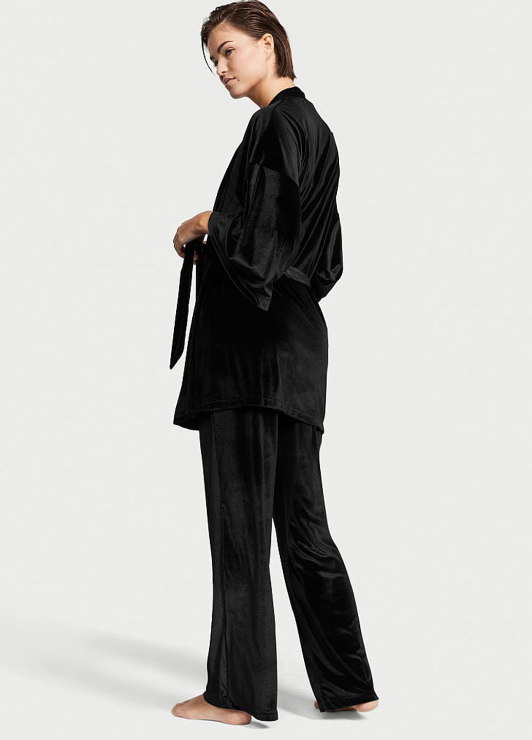 Чорний демісезонний комплект (халат, майка, брюки) Victoria's Secret