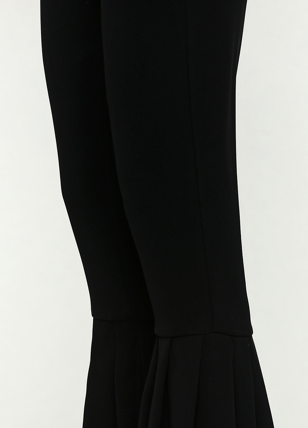 Черные кэжуал демисезонные укороченные, клеш брюки Uterque