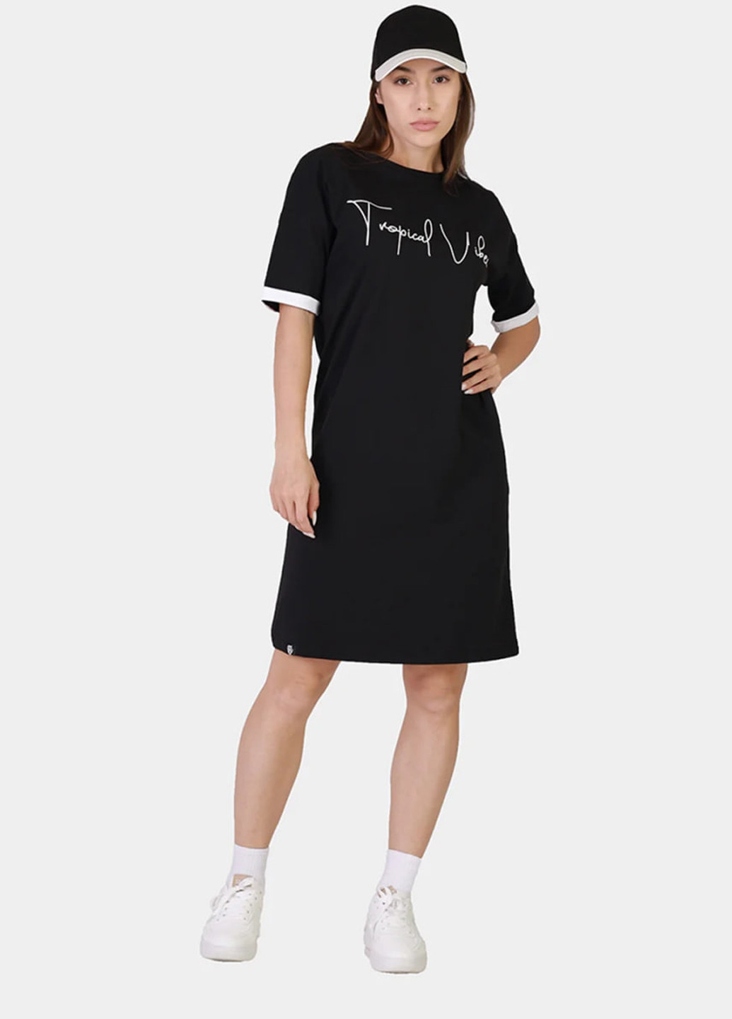Черное кэжуал платье а-силуэт, платье-футболка BBL с надписью