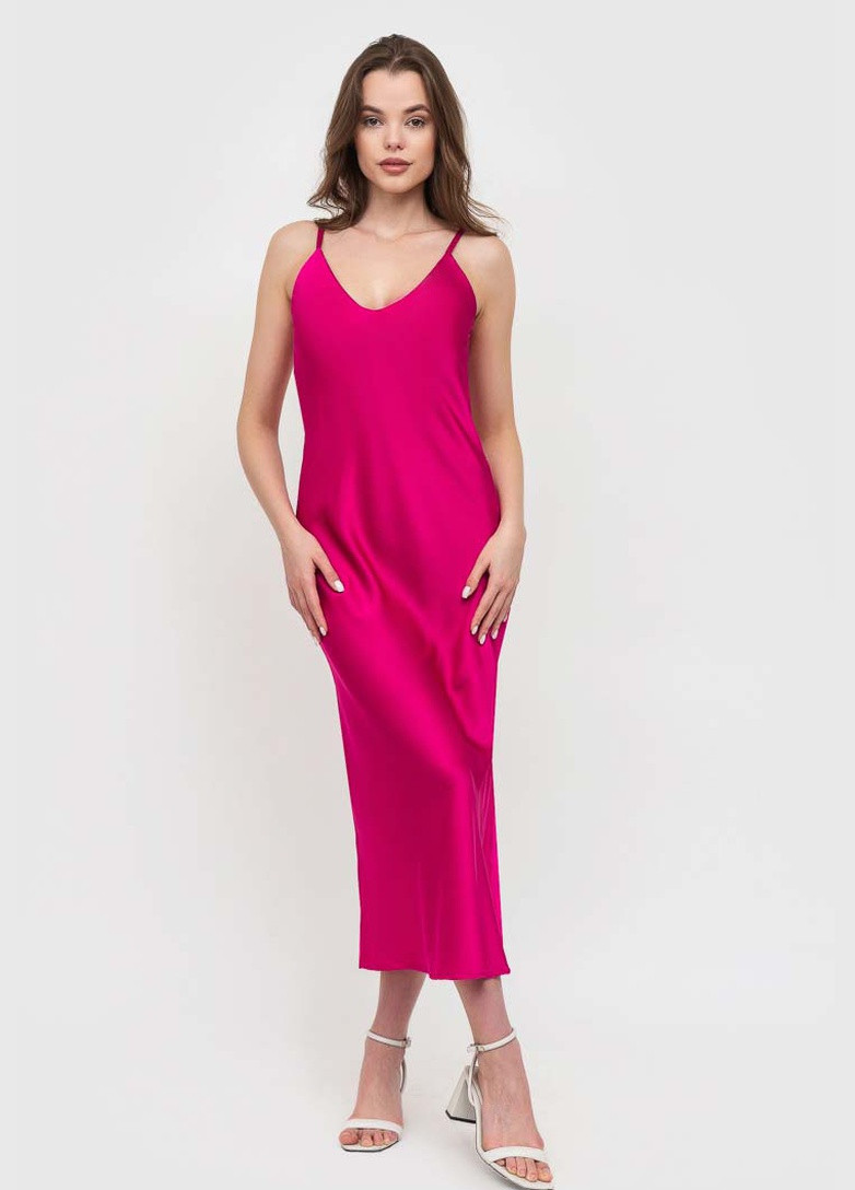 Фуксиновое (цвета Фуксия) кэжуал шелковое платье платье-комбинация BeART однотонное