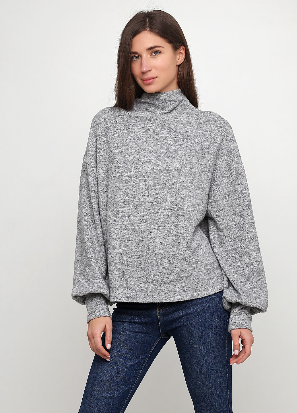 Серый демисезонный свитер Terranova