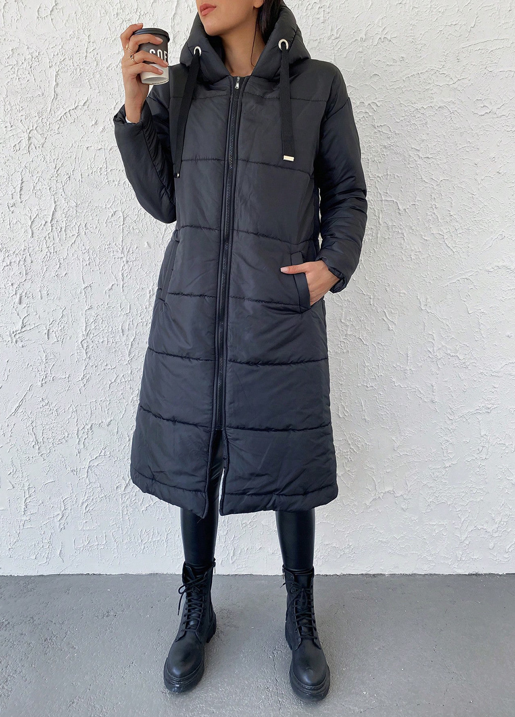 Черная демисезонная куртка SHEIN