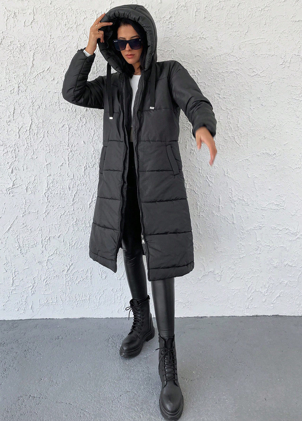 Черная демисезонная куртка SHEIN