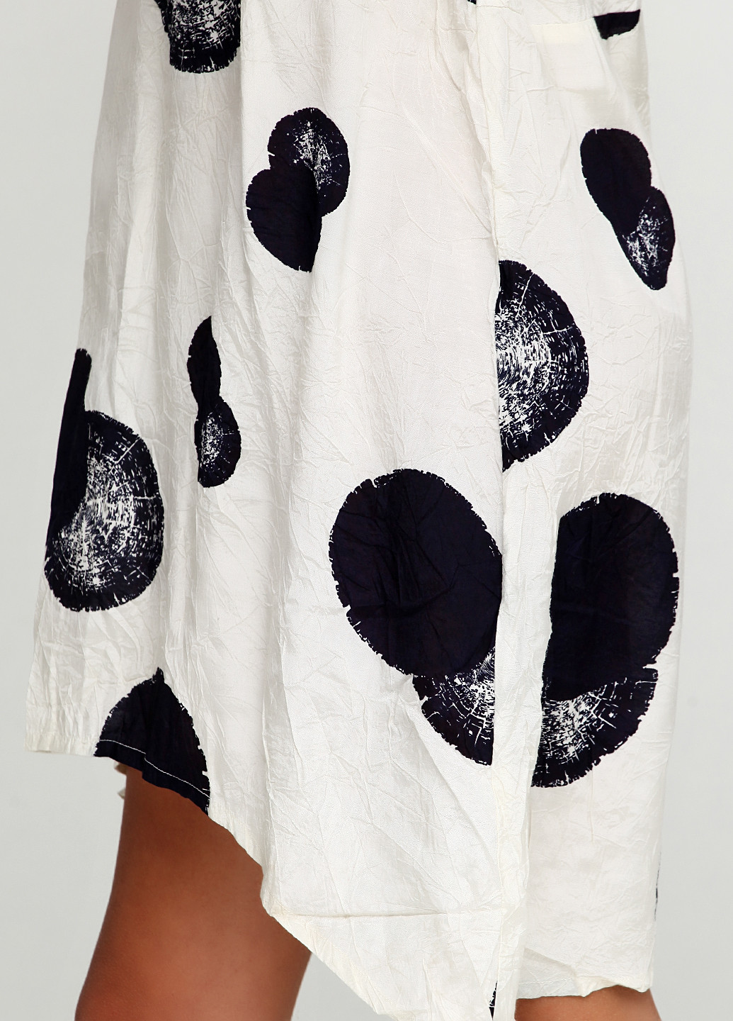 Бежевое кэжуал платье Soft Breeze с абстрактным узором