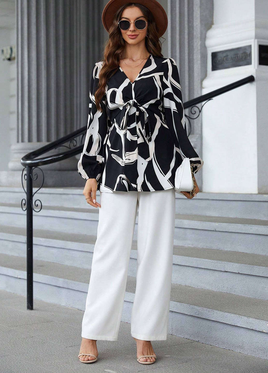 Чёрно-белую блуза SHEIN