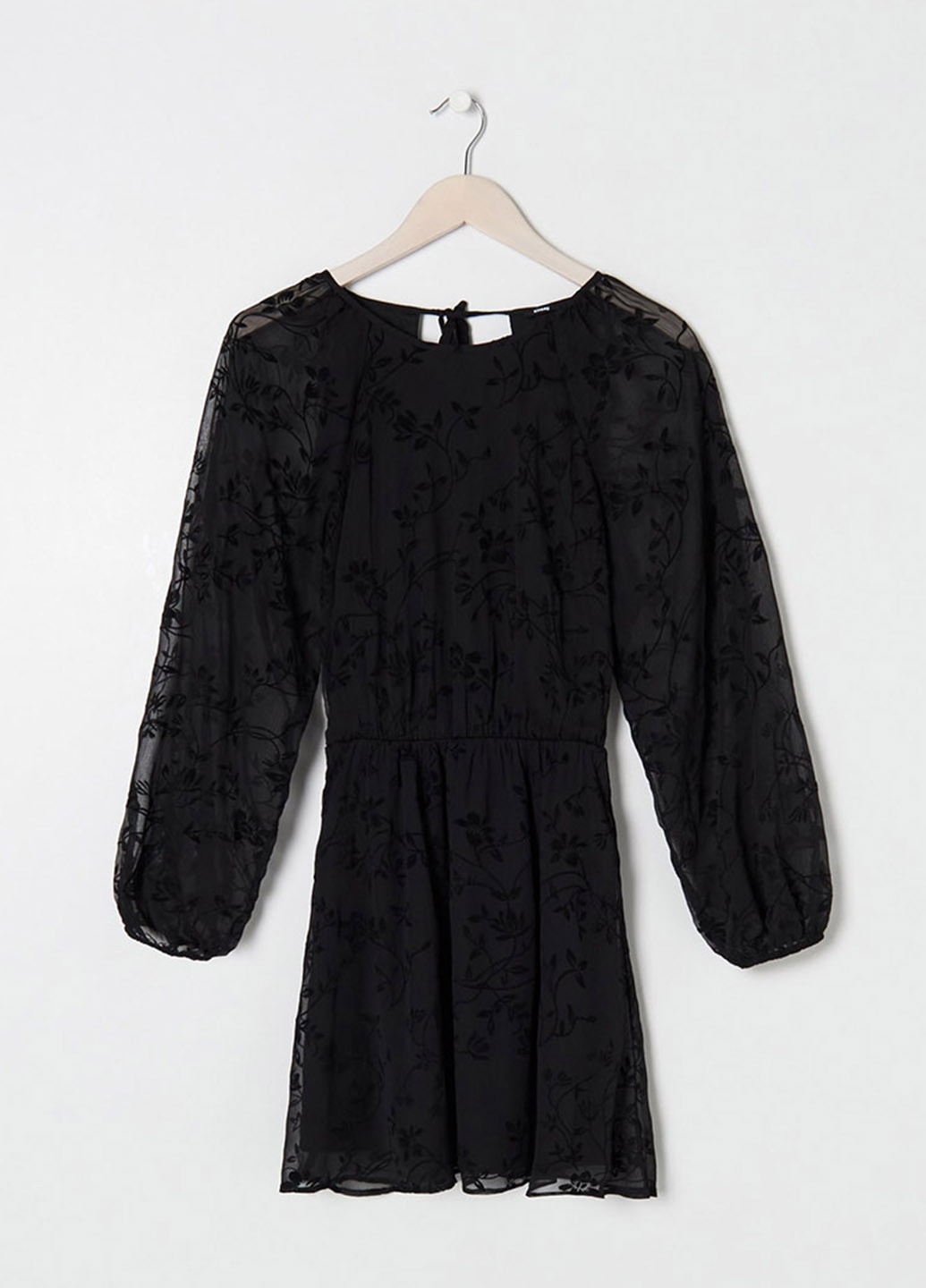 Черное кэжуал платье клеш Sinsay с цветочным принтом