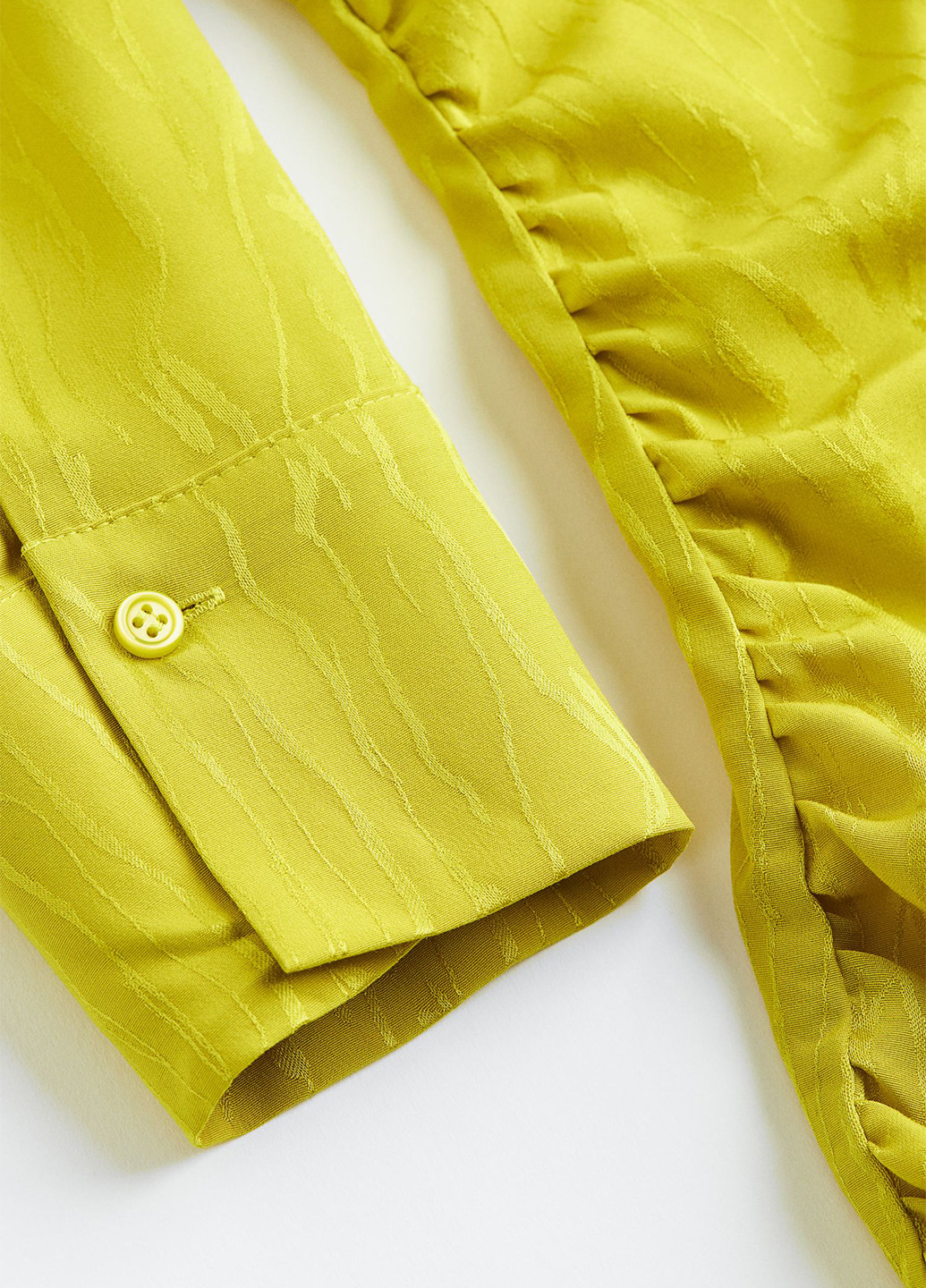 Желтое кэжуал, коктейльное платье футляр H&M однотонное