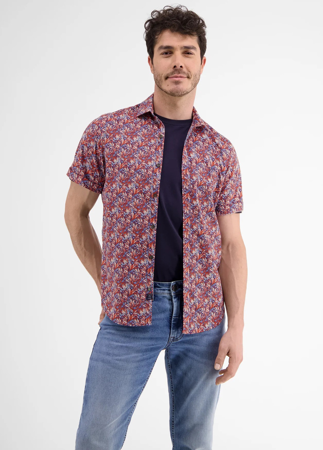 Цветная кэжуал, пляжный рубашка с цветами Lerros