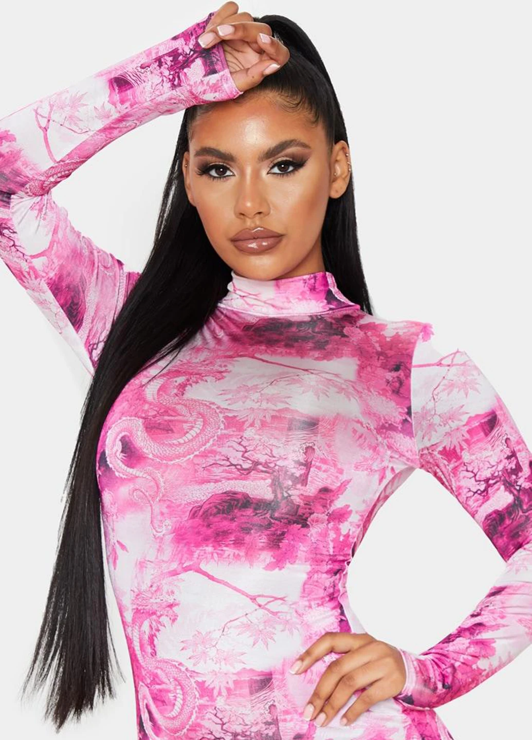 Комбинированное кэжуал платье футляр PrettyLittleThing с абстрактным узором