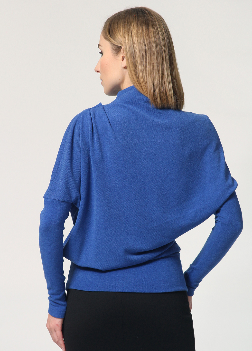Синий демисезонный свитер Lada Lucci