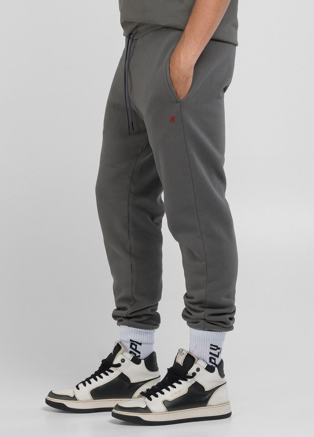 Серые спортивные демисезонные джоггеры брюки Replay